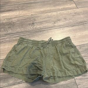 Old Navy shorts, size M
